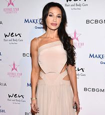 Jolene Blalock, 51 год, США Jolene Blalock, 51 год,